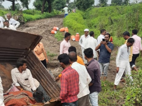 आठवणी फोटो — आभार फाऊंडेशन (Aaba_008 — Photo memory)