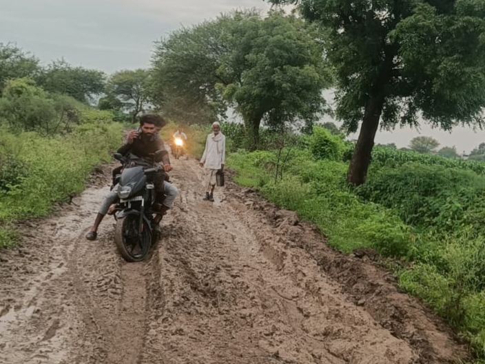 आठवणी फोटो — आभार फाऊंडेशन (Aaba_032 — Photo memory)