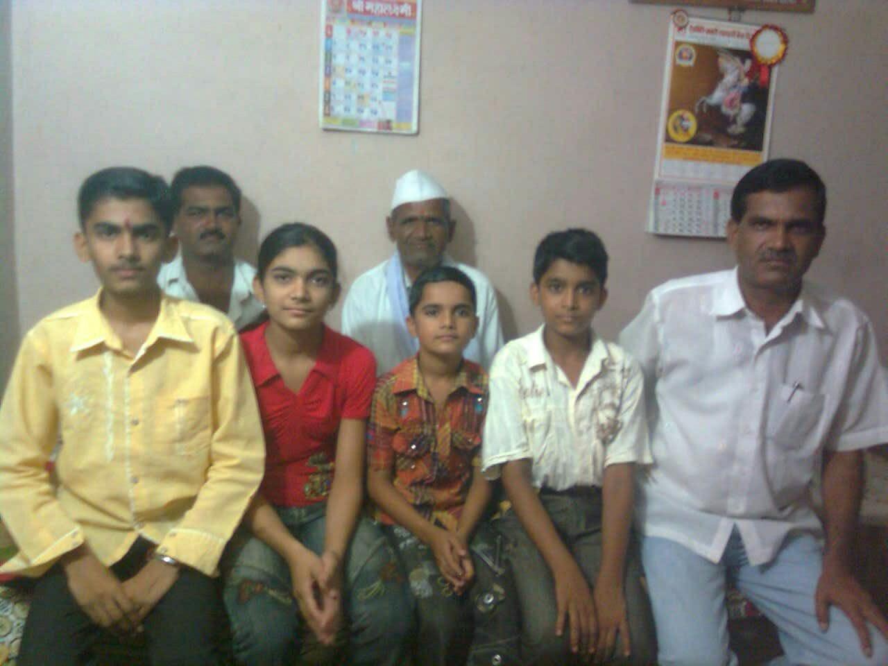 आठवणी फोटो — आभार फाऊंडेशन (Paaba042 — Photo memory)